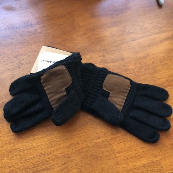 C.C Exclusives Gloves From The Paper Store - Picture 4 of 5